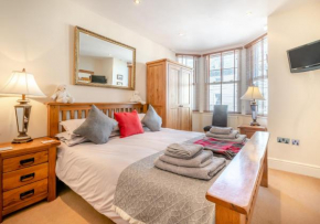 Apt 5 Kenilworth House
